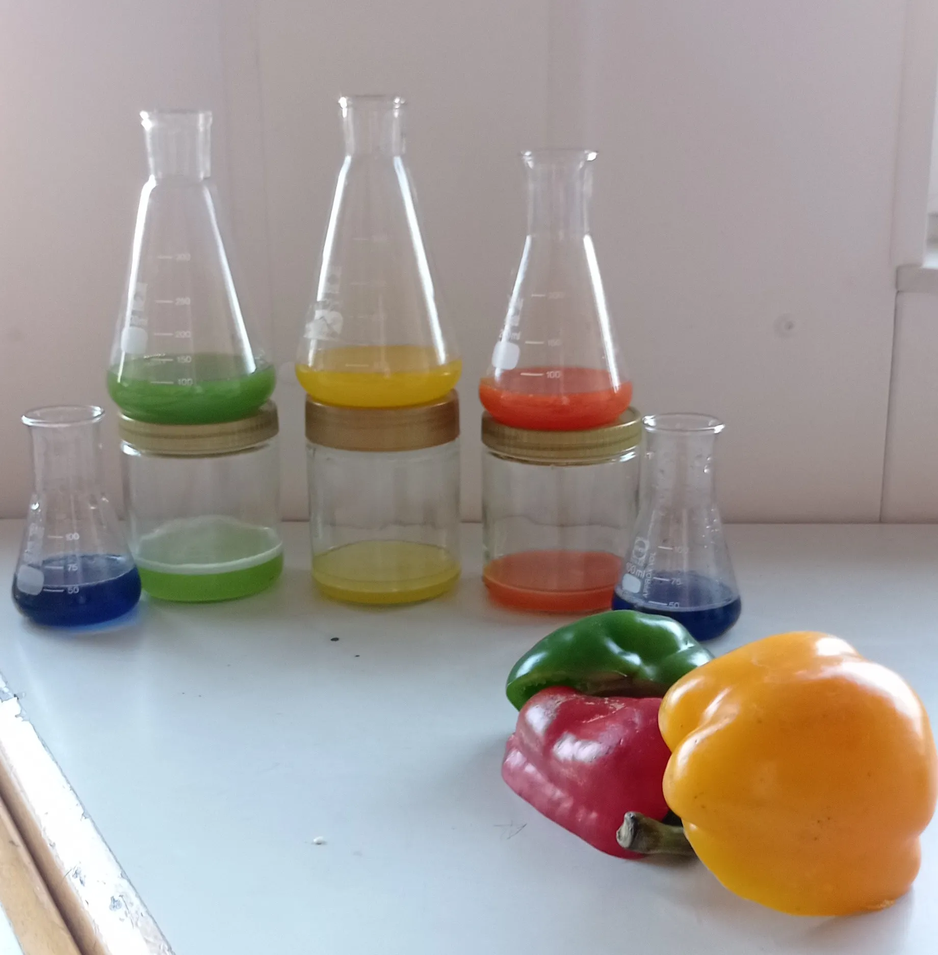Wie weise ich Vitamin C in Lebensmitteln nach?